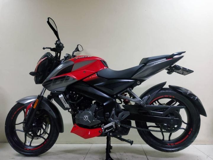 All NEW Bajaj NS200 Fi ABS ปี2022 โฉมใหม่ล่าสุด 3000 กม. เอกสารครบพร้อมโอน