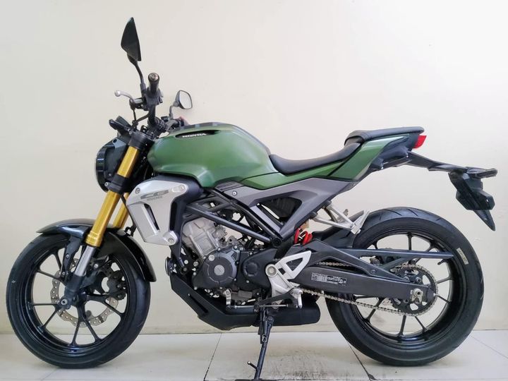 Honda CB150R ปี2020 สภาพเกรดA 5738 กม. เอกสารครบพร้อมโอน