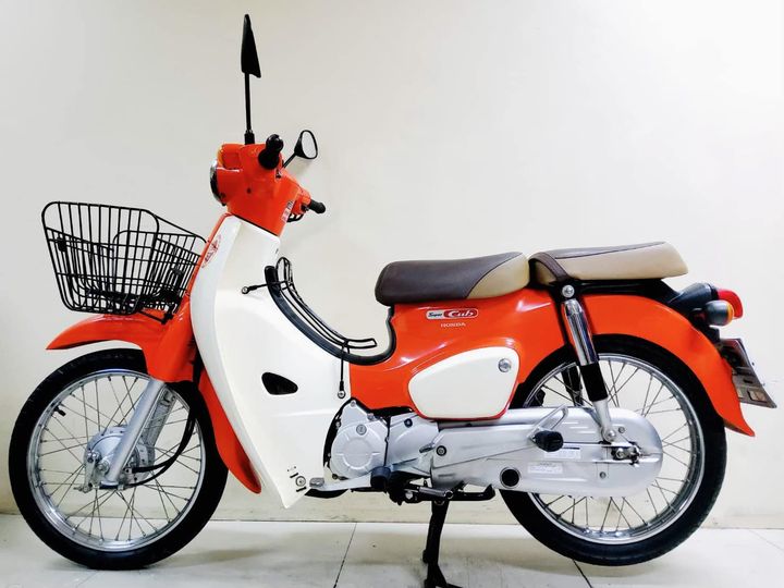 Honda Supercub สตาร์ทมือ ปี2020 สภาพเกรดA 3529 กม. เอกสารครบพร้อมโอน