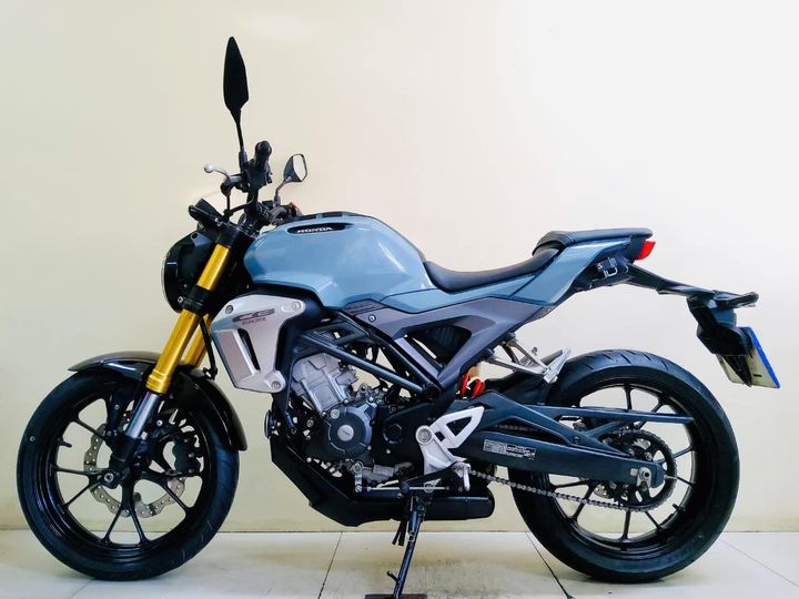 Honda CB150R ปี2021 สภาพเกรดA 5537 กม. เอกสารครบพร้อมโอน
