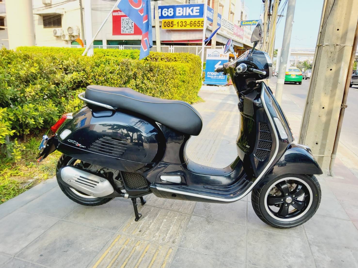 Vespa GTS Super 4V i-Get ปี2022 สภาพเกรดA 1014 km เอกสารครบพร้อมโอน Vespa GTS Super 4V i-Get ปี2022 สภาพเกรดA 1014 km เอกสารครบพร้อมโอน