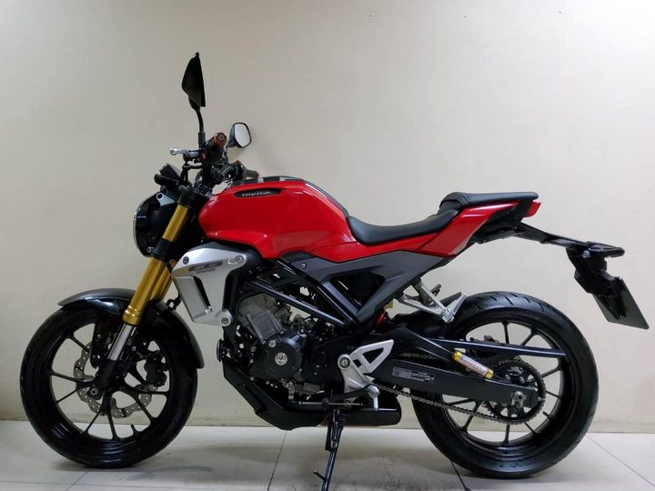 Honda CB150R ปี2018 สภาพเกรดA 12536 กม.เอกสารครบพร้อมโอน