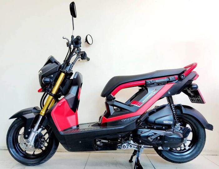 Honda Zoomer X LED idlingstop combibrake ปี2020 สภาพเกรดA 5542 กม. เอกสารครบพร้อมโอน