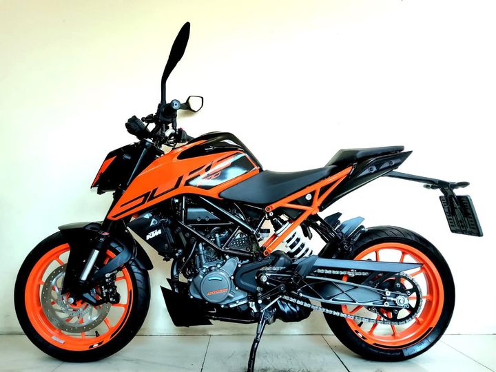All NEW Duke KTM200 WP APEX Upsidedown ปี2022 สภาพเกรดA 1583 กม.เอกสารครบพร้อมโอน