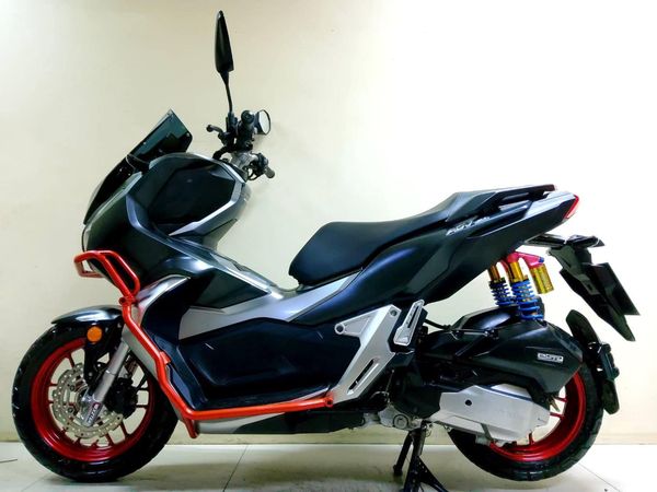 All NEW Honda ADV150 ABS Remote Keyess ปี2021  โฉมใหม่ล่าสุด สภาพเกรดA 6589 กม. เอกสารครบพร้อมโอน
