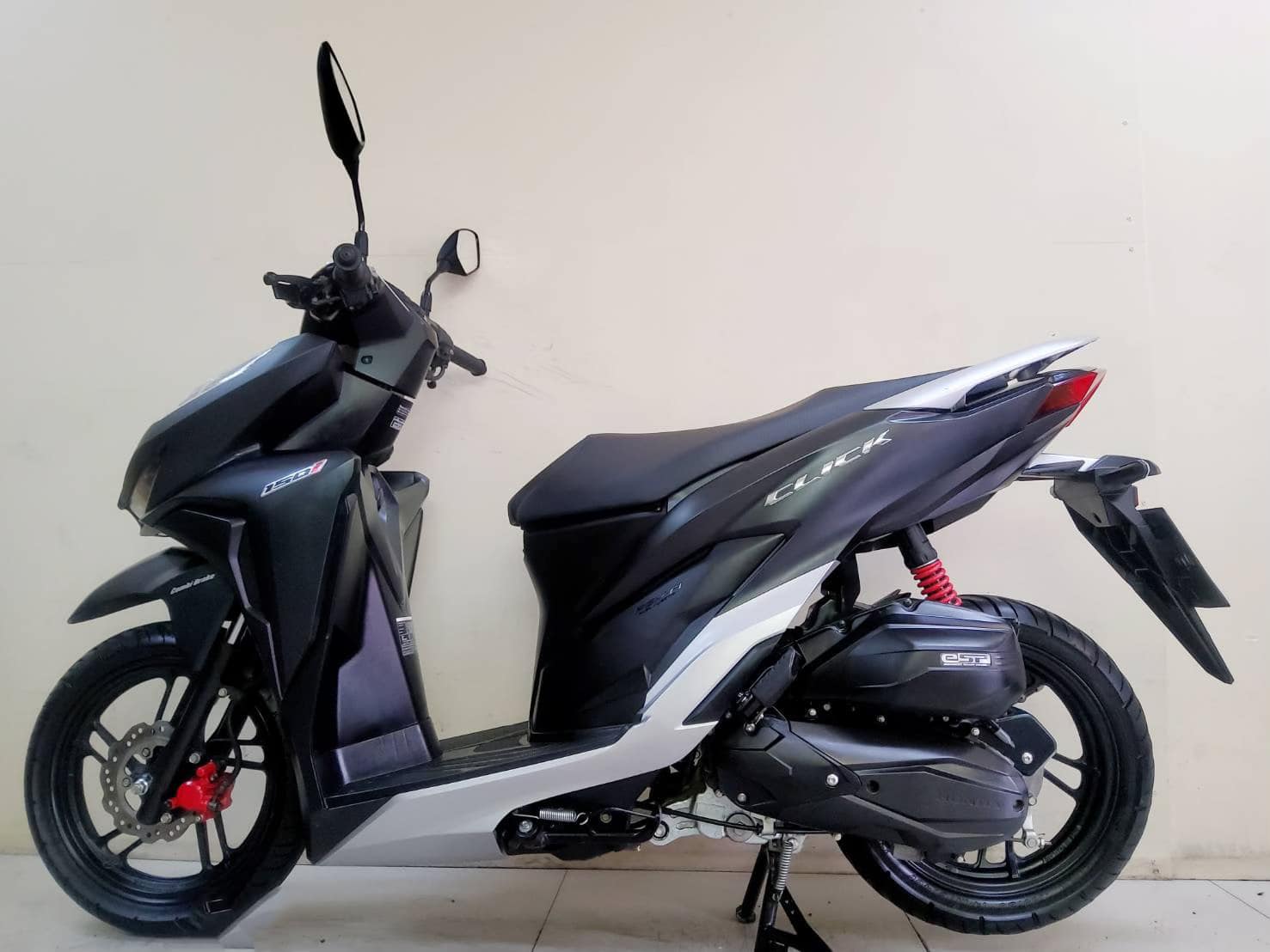 Honda Click150i remote keyless ปี2022 โฉมใหม่ล่าสุด สภาพเกรดA 2551 กม. เอกสารครบพร้อมโอน