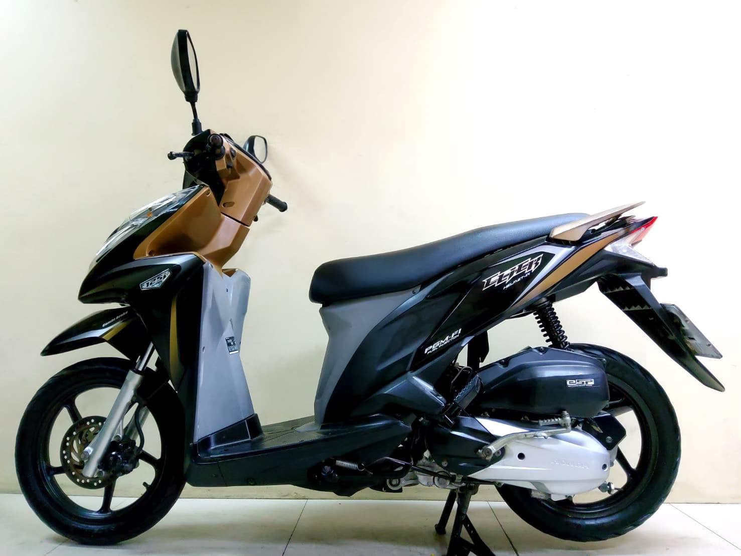 Honda Click125i ตัวท็อป ล้อแม็ค สภาพเกรดA 18542 กม. เอกสารครบพร้อมโอน