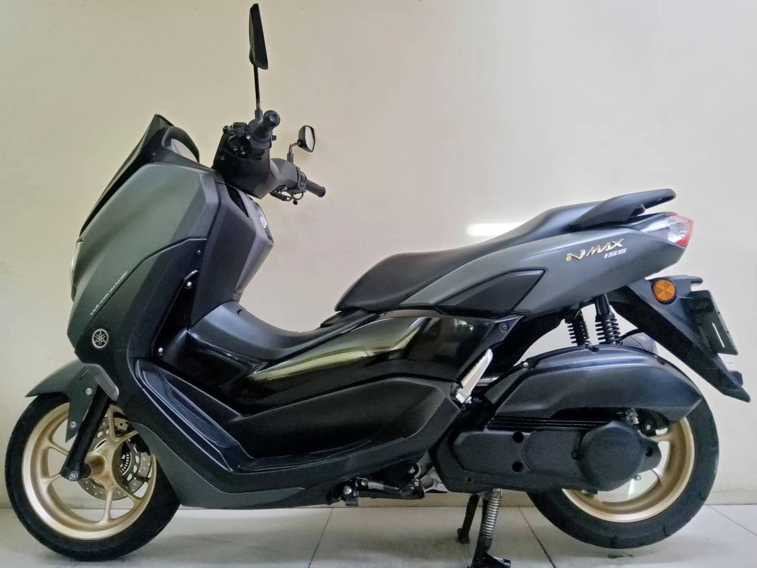 All NEW Yamaha Nmax 155 ABS remote keyless ปี2021 โฉมใหม่ล่าสุด สภาพเกรดA 2572 กม. เอกสารครบพร้อมโอน