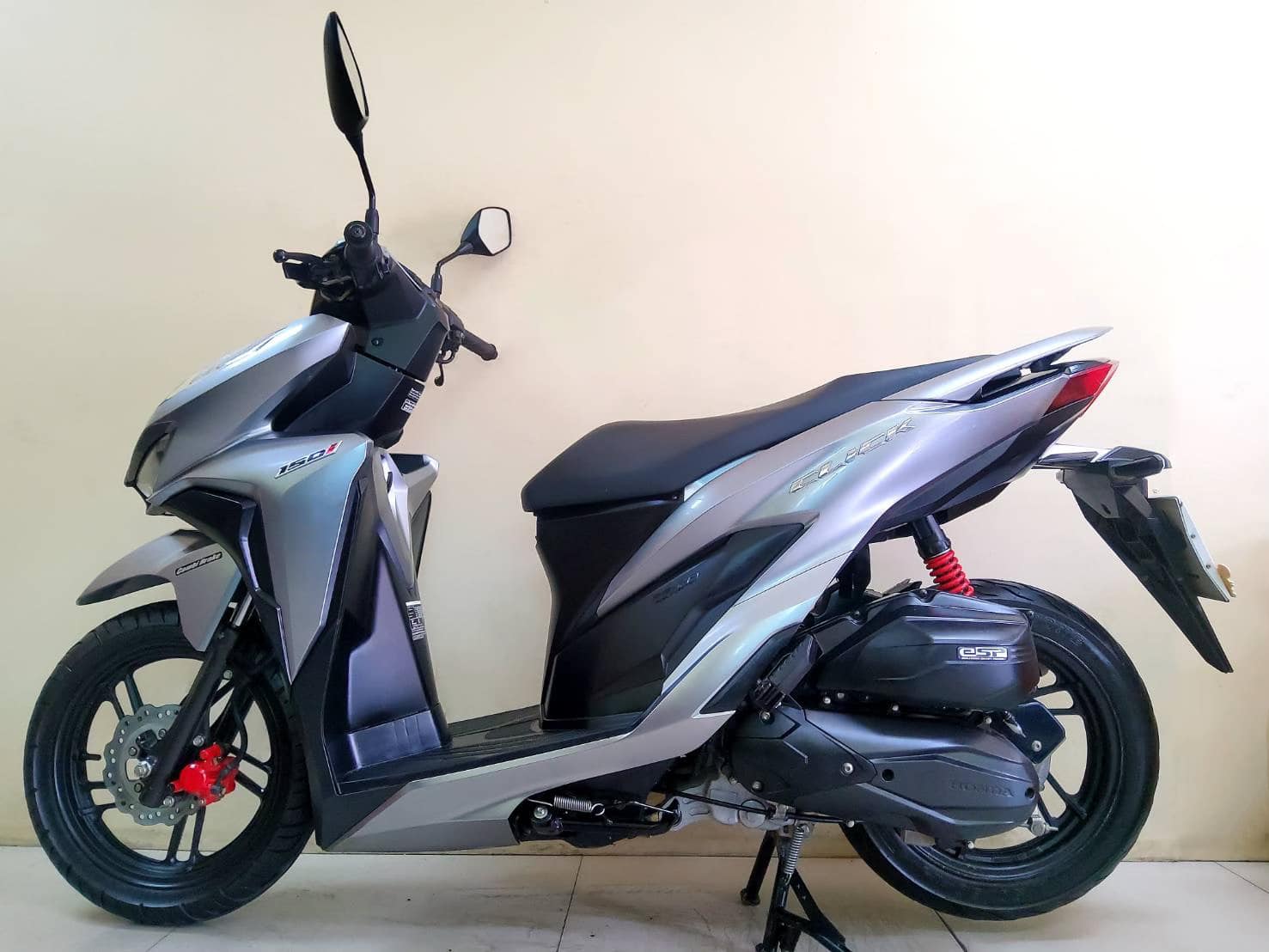 All NEW Honda Click150i LED remote keyless idlingstop combibrake ปี2020 โฉมใหม่ล่าสุด สภาพเกรดA 3976 กม. เอกสารครบพร้อมโอน