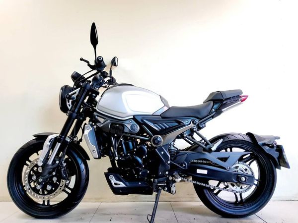 All NEW GPX MaD 300 EFI ปี2022 โฉมใหม่ล่าสุด สภาพเกรดA 4468 กม. เอกสารครบพร้อมโอน