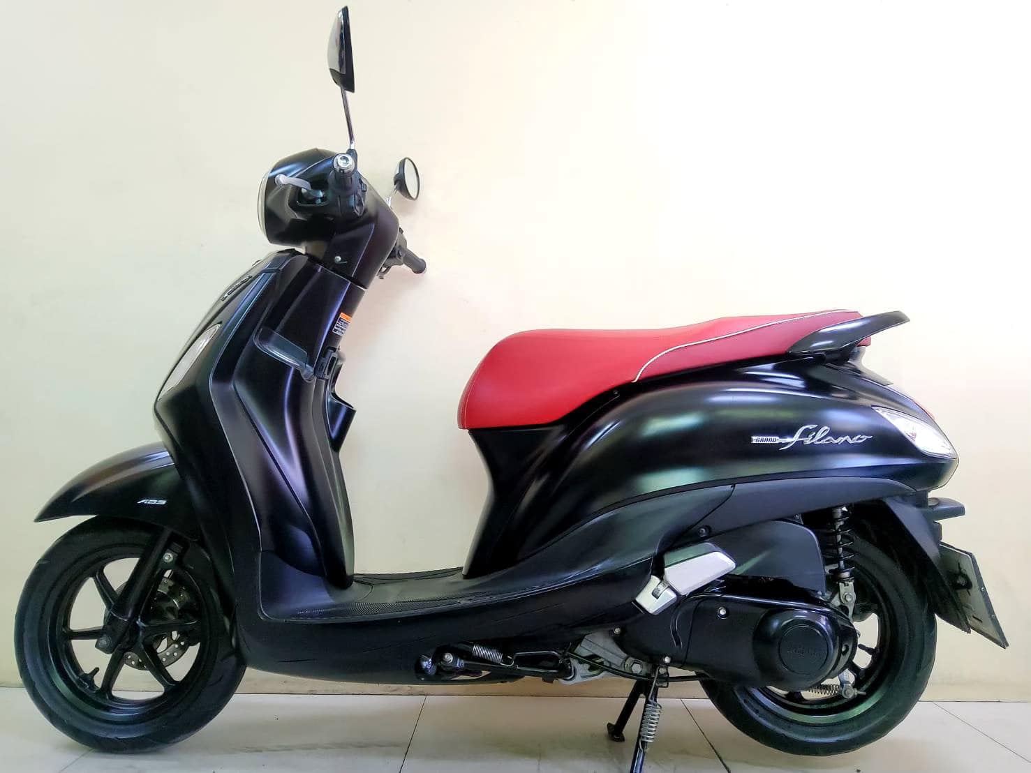 All NEW Yamaha Grand Filano HYBRID ตัวท็อป ปี2022 Keyless ABS ตัวท็อป สภาพเกรดA 3863 กม. เอกสารครบพร้อมโอน