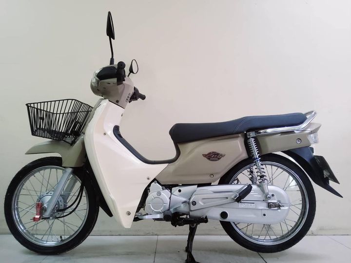 Honda Dream Supercub ปี2018 สตาร์ทมือ  สภาพเกรดA 12901 กม. เอกสารครบพร้อมโอน