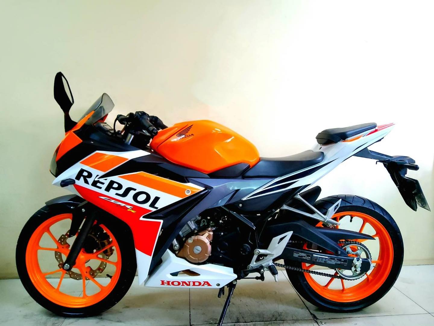 Honda CBR150R ABS Repsol Limited Edition ปี2022 ตัวท็อป สภาพเกรดA 2975 กม.เอกสารครบพร้อมโอน