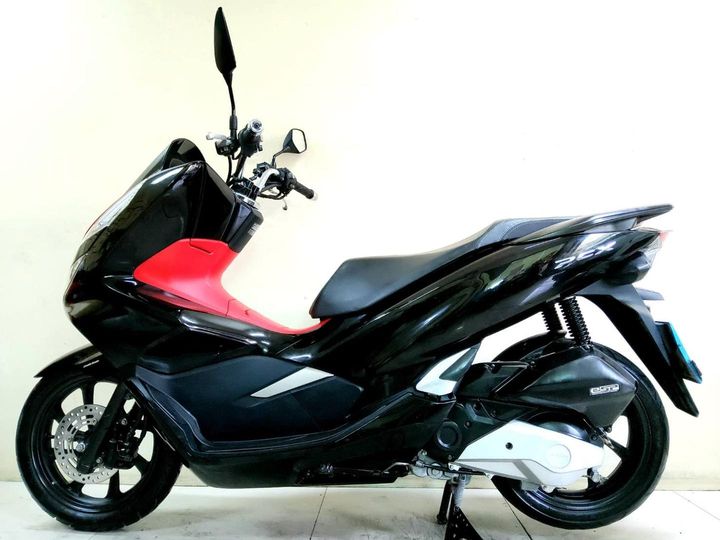 Honda PCX150i LED Remote keyless ปี2020  สภาพเกรดA 5375 กม. เอกสารครบพร้อมโอน