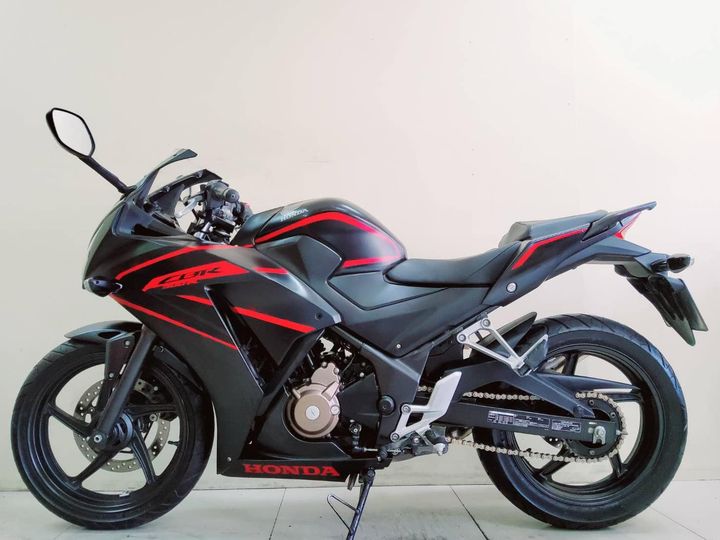 All NEW Honda CBR 300 ABS ปี2021 สภาพเกรดA 2272 กม. เอกสารพร้อมโอน