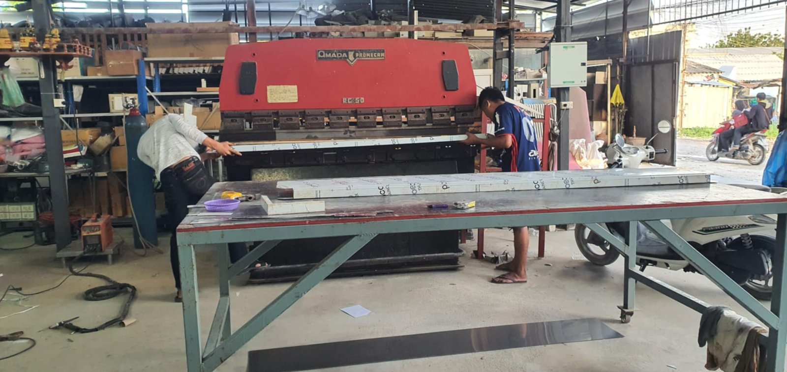 ขายเครื่องพับ Amada RG50 ขายเครื่องพับ Amada RG50