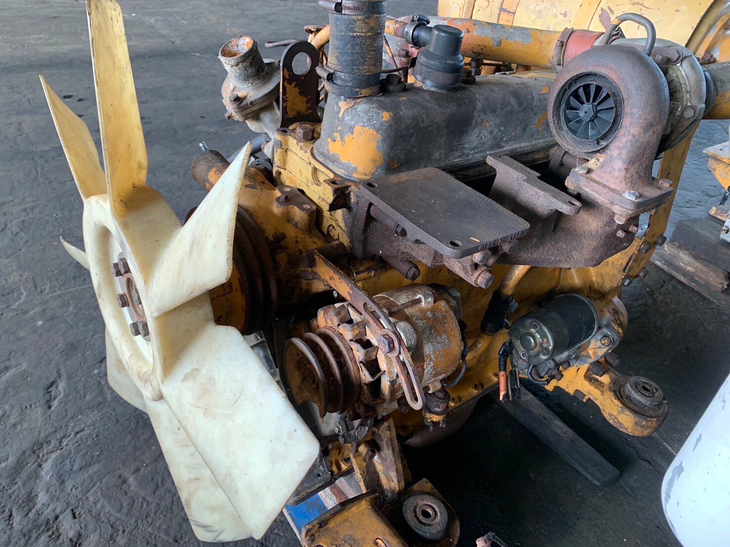 เครื่อง KOMATSU 4D105-2 เครื่อง KOMATSU 4D105-2