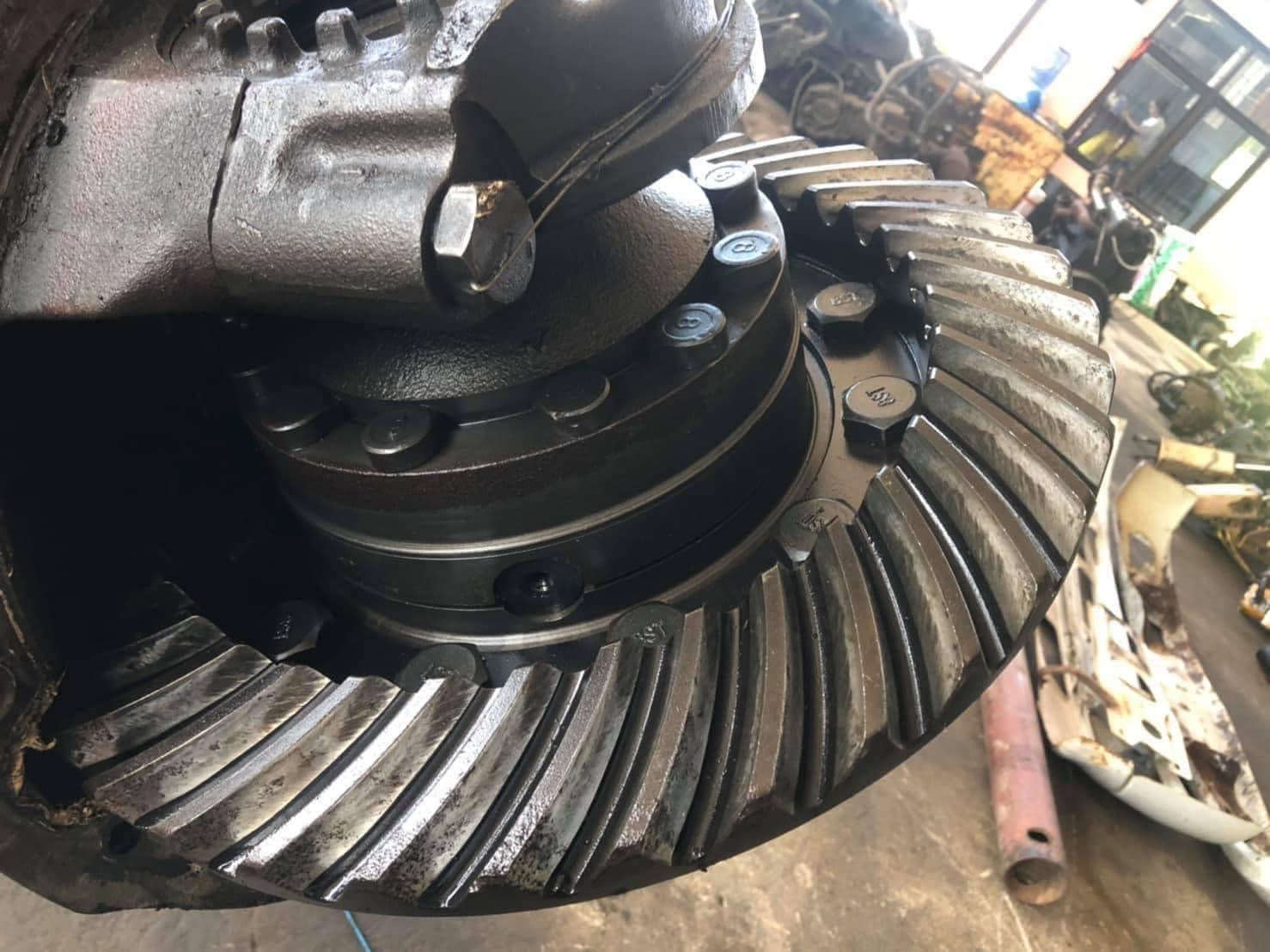 เฟืองท้ายHINO ซูโม่227 เฟืองท้ายHINO ซูโม่227