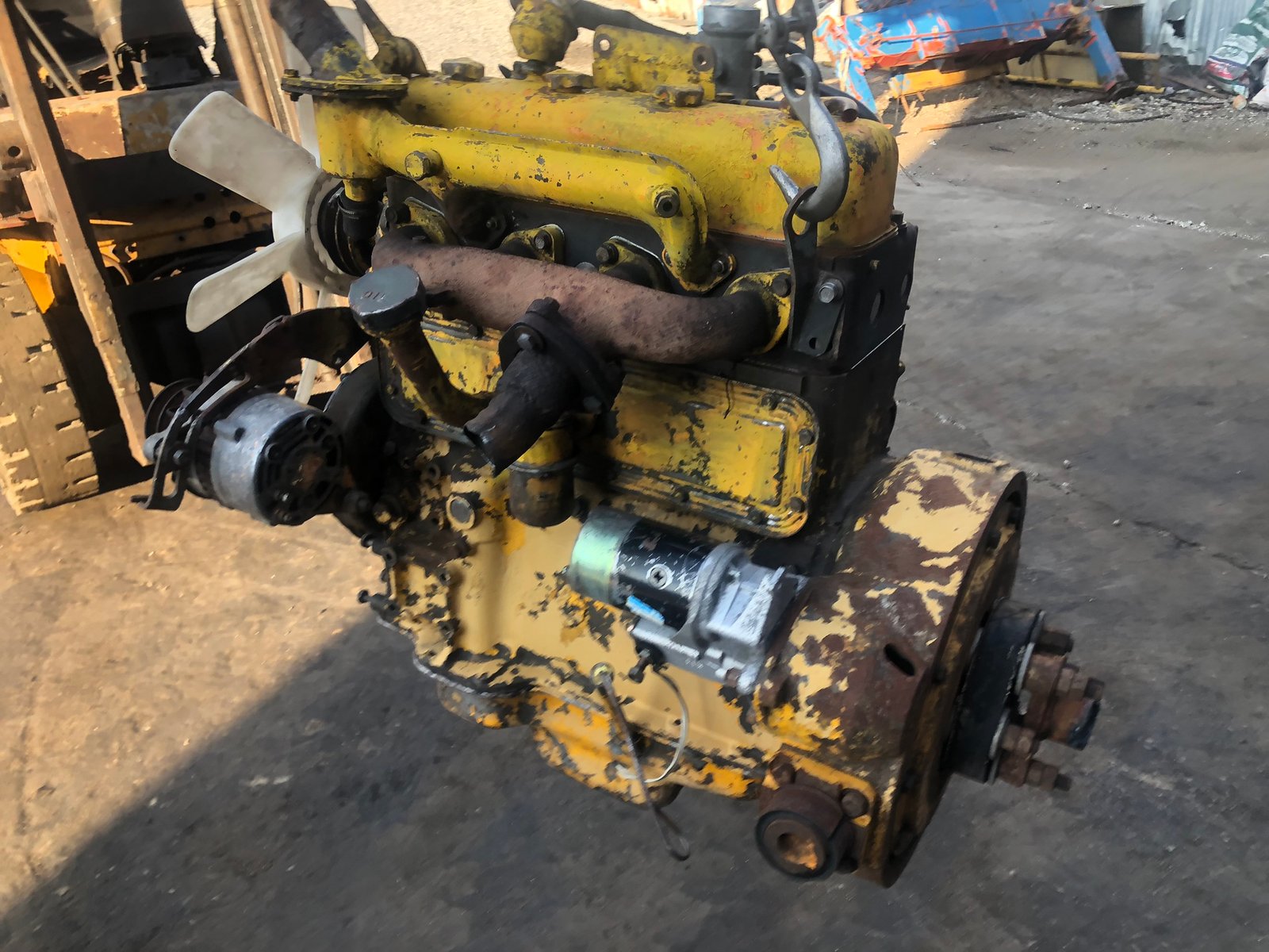 เครื่อง ISUZU DA220 เครื่องติดดี ไม่มีใอ เครื่อง ISUZU DA220 เครื่องติดดี ไม่มีใอ