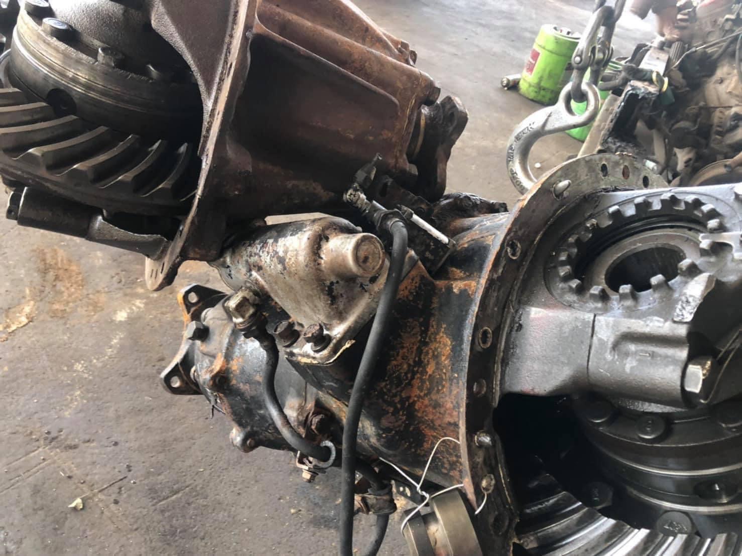 เฟืองท้ายHINO ซูโม่227 เฟืองท้ายHINO ซูโม่227