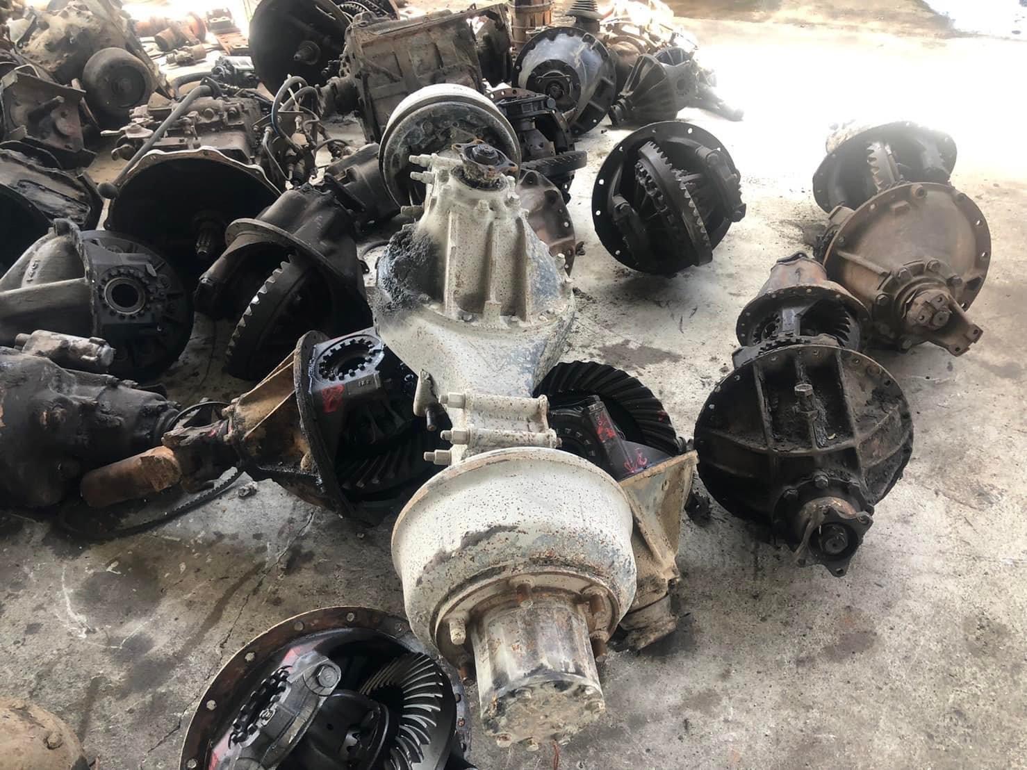 เสื้อเพลาหกล้อISUZU F เฟือง7.41เปิดสวย