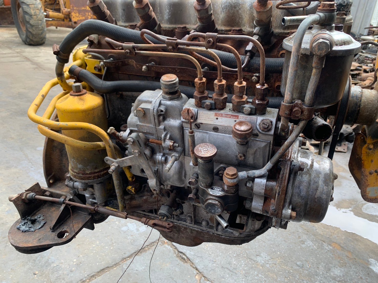 เครื่องISUZU C240 ตัดจากแมคโคเล็ก เครื่องISUZU C240 ตัดจากแมคโคเล็ก