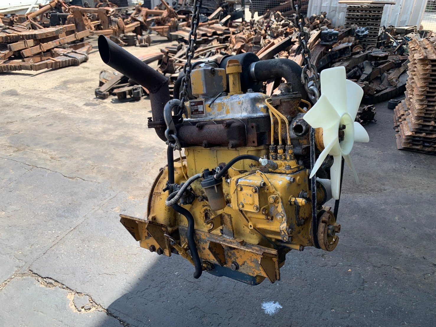 ขายครับ เครื่องKOMATSU 3D84