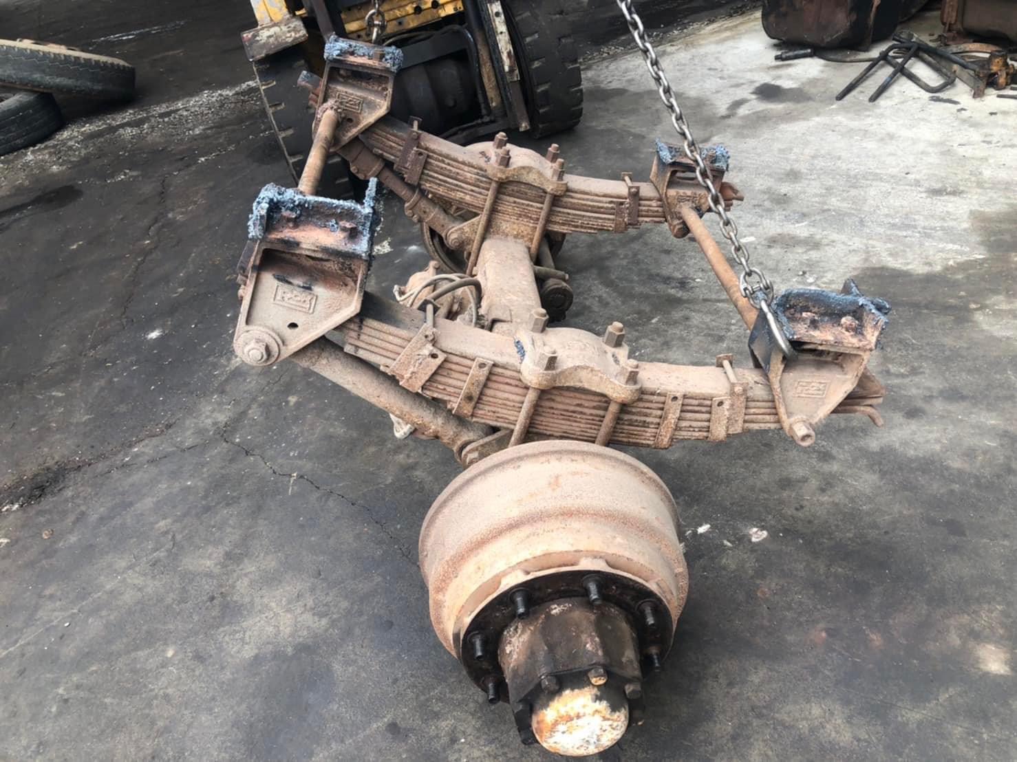 เสื้อเพลาลูกพ่วงHINO ZM แหนบ4นิ้ว