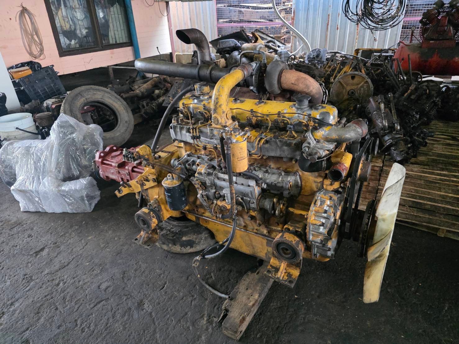เครื่องKOMATSU 6D105-T พร้อมปั้ม K3V