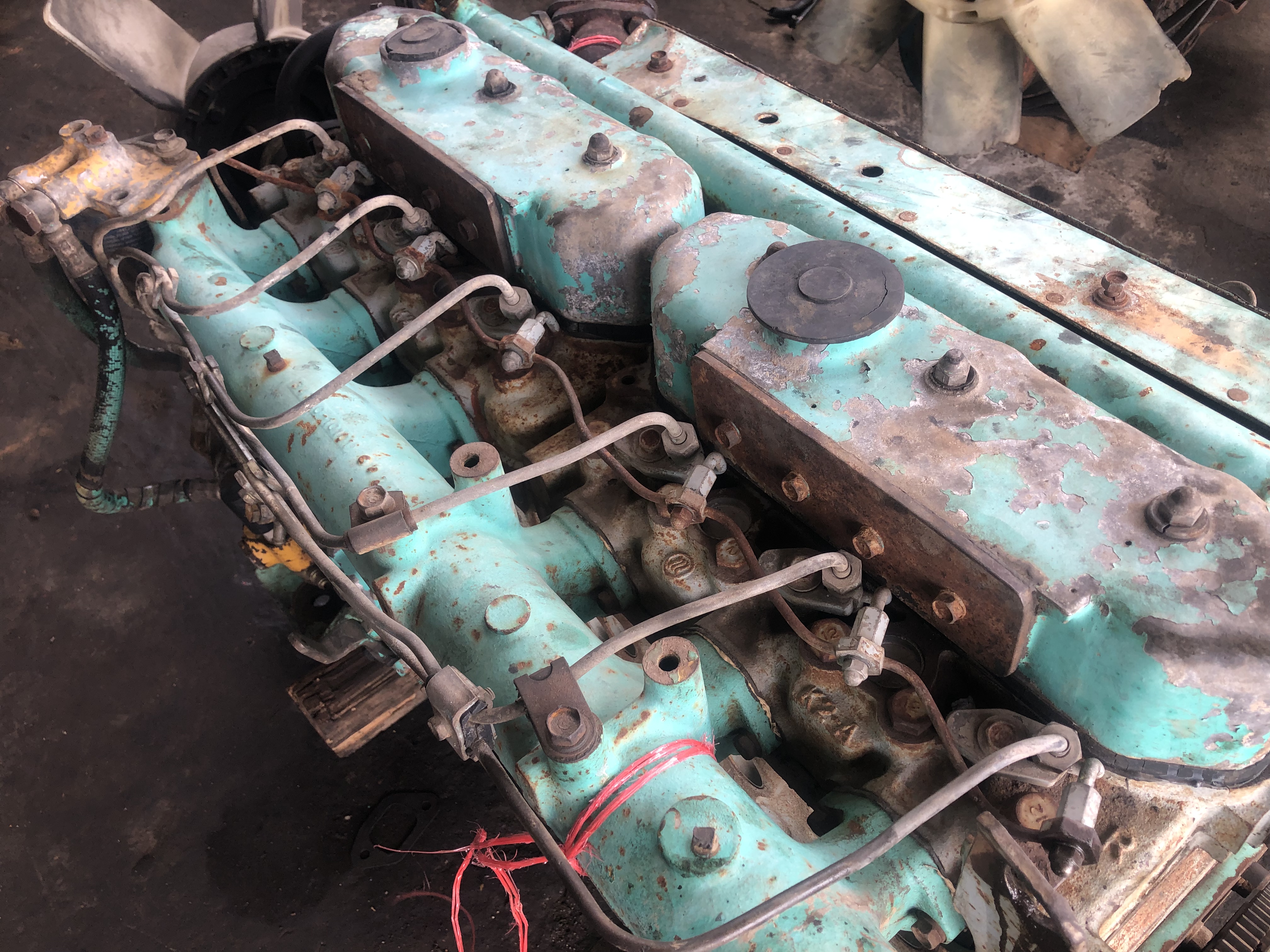 เครื่อง MITSUBISHI S6F เครื่อง MITSUBISHI S6F