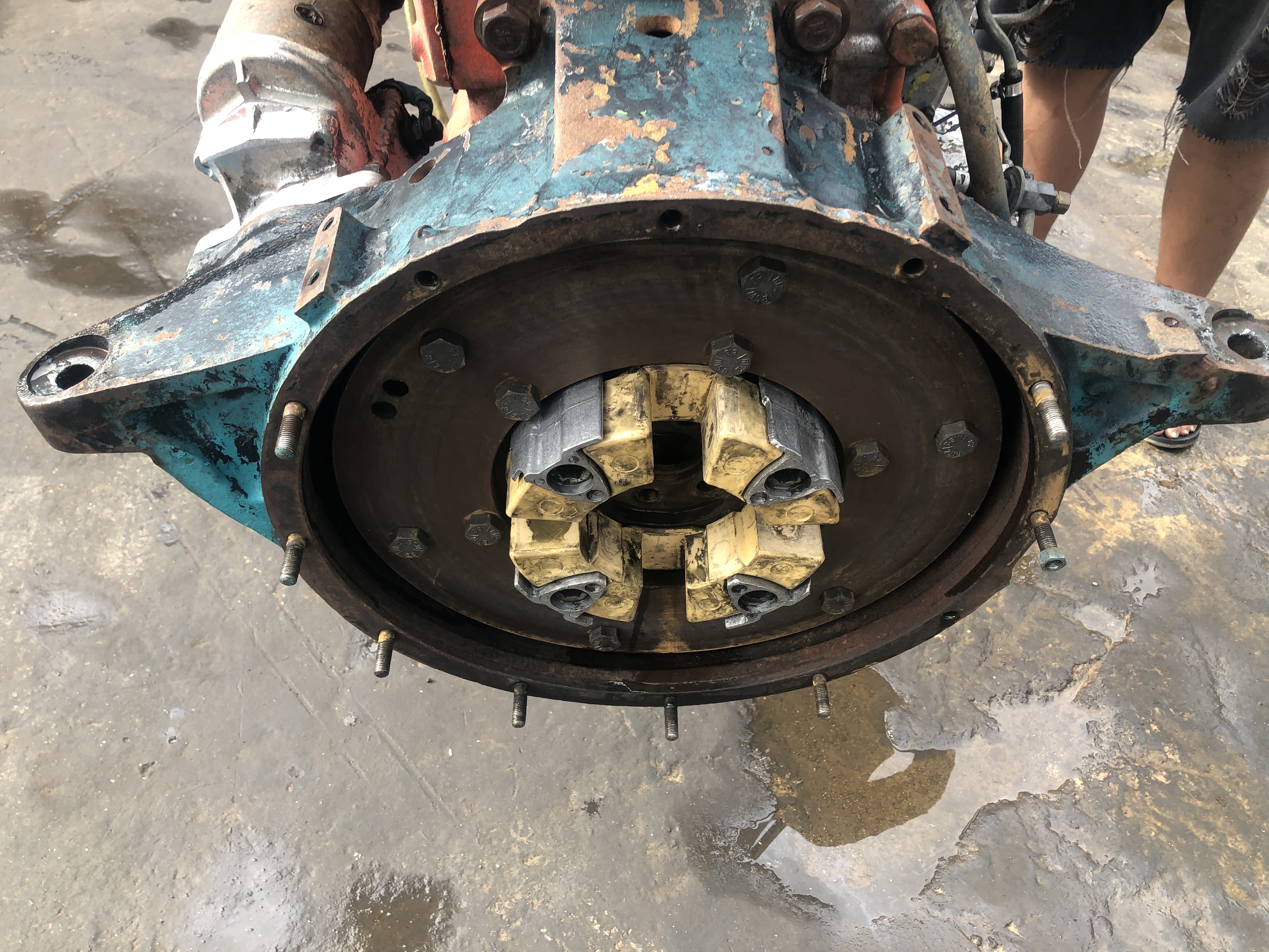 เครื่อง ISUZU 6BG ปั้มลม 185 แรง ปั้มกาวา เครื่อง ISUZU 6BG ปั้มลม 185 แรง ปั้มกาวา