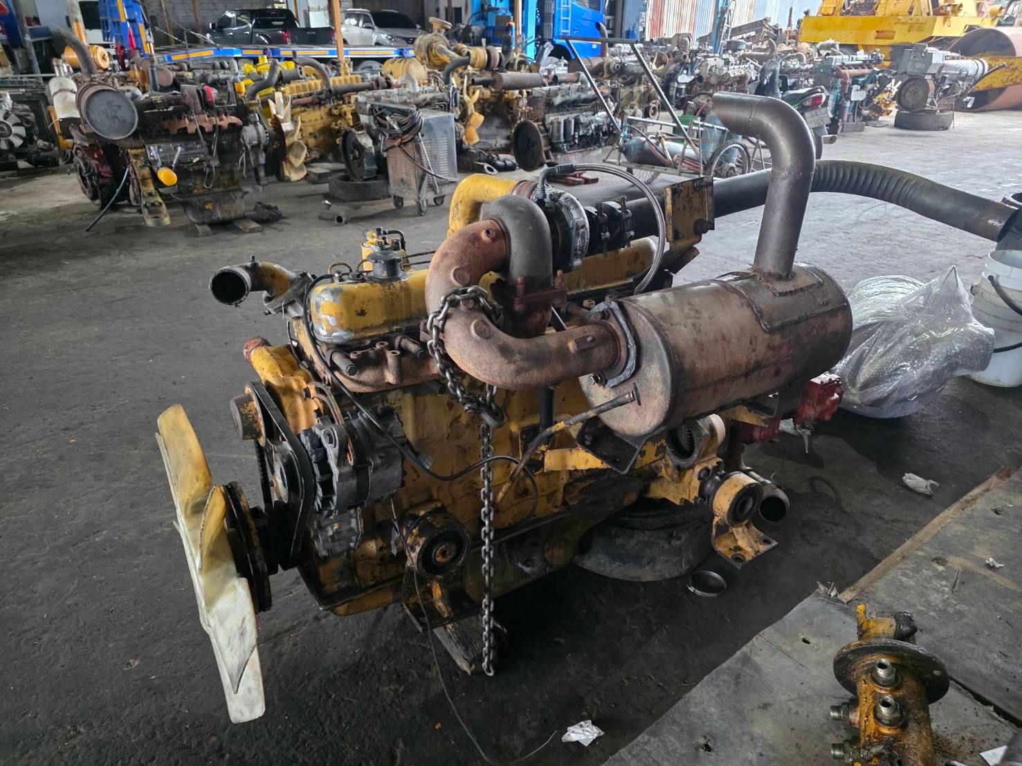 เครื่องKOMATSU 6D105-T พร้อมปั้ม K3V