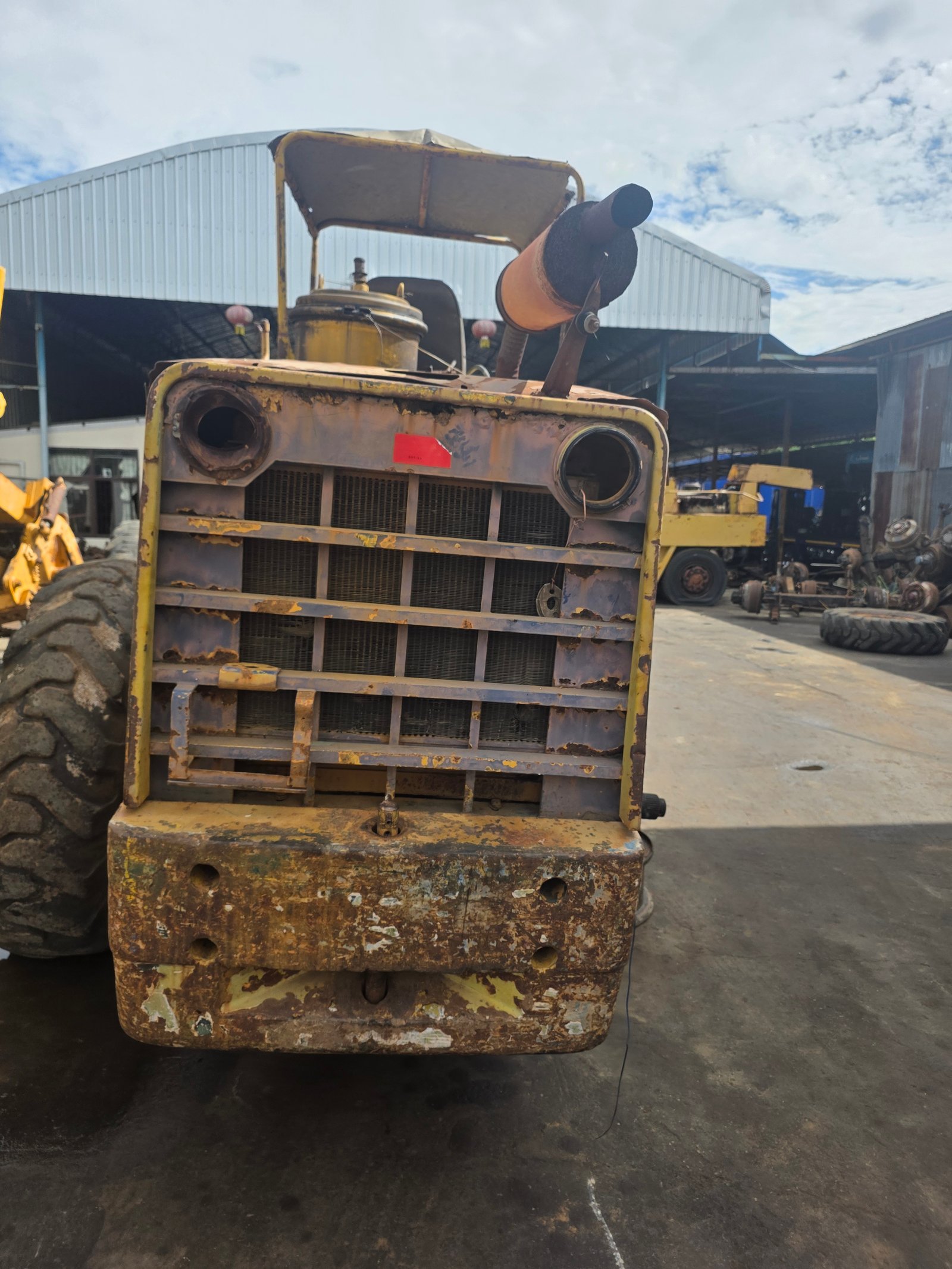 ขายแยกอะไหล่รถตักkomatsu jh63 สนใจชิ้นไหนสอบถามได้คะ ขายแยกอะไหล่รถตักkomatsu jh63 สนใจชิ้นไหนสอบถามได้คะ