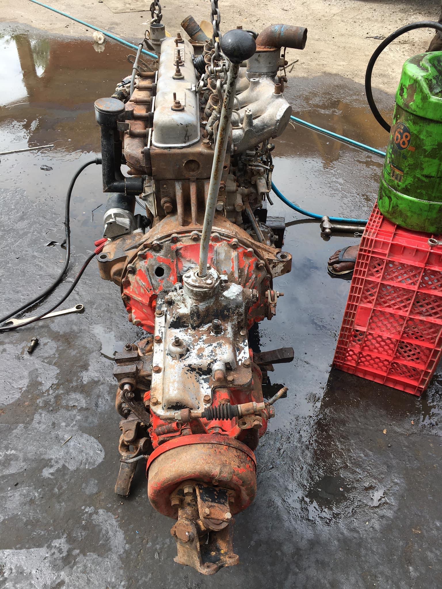 ขายเครื่อง ISUZU 6BFพร้อมเกียร์หน้ายาวสภาพดีพร้อมใช้งาน ขายเครื่อง ISUZU 6BFพร้อมเกียร์หน้ายาวสภาพดีพร้อมใช้งาน