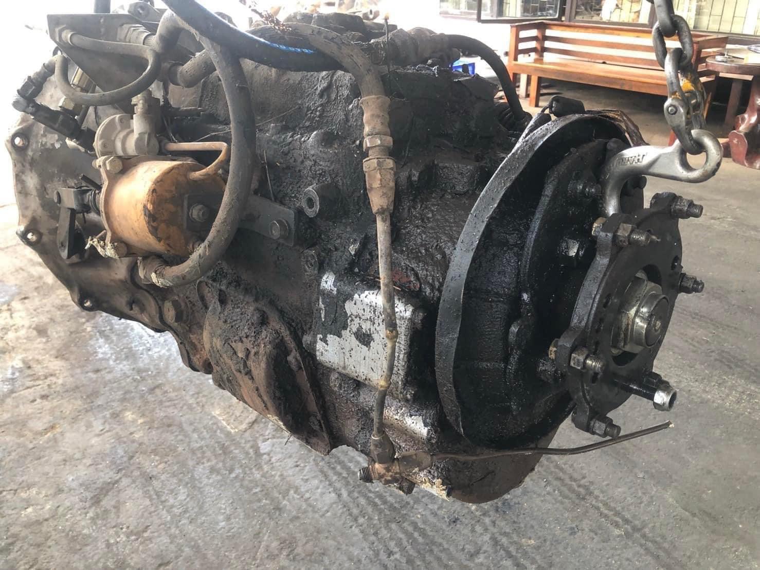 ขายเกียร์HINO 6เกียร์เดินหน้า 6รอบ ชนเครื่องEK100 ขายเกียร์HINO 6เกียร์เดินหน้า 6รอบ ชนเครื่องEK100