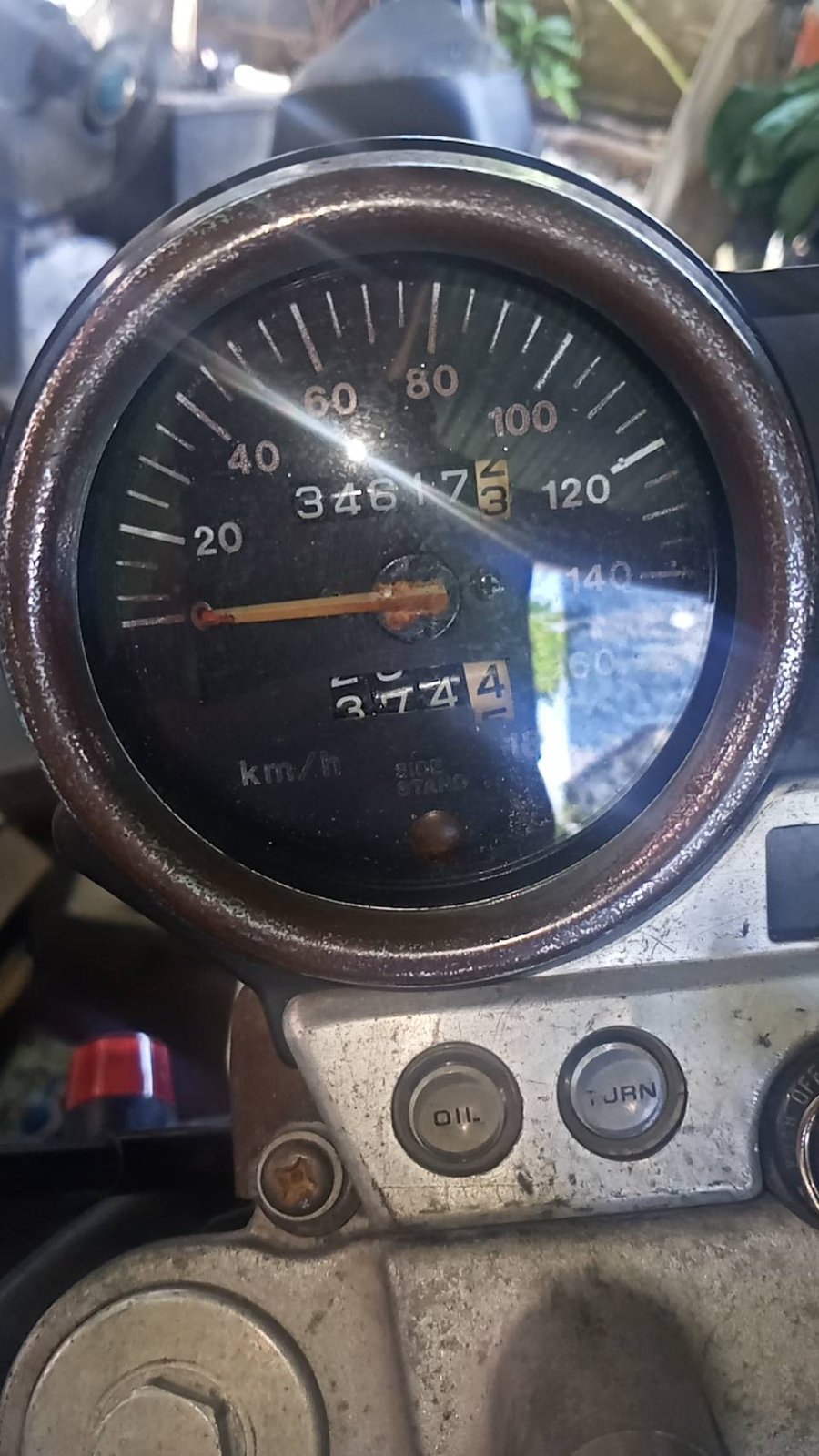 ขาย CB400SF ปี 1993 สีเดิมทุกชิ้น ถังน้ำมันใสปิ๊ง ใช้น้อยเครื่องเงืยบกริบ ท่อเดิมๆ ทะเบียนโอนนอก ต่อทะเบียนได้ ราคา60,000
