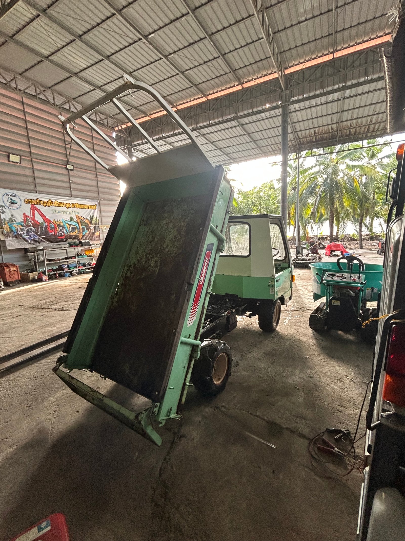 ขายรถดั๊มการเกษตร ยี่ห้อ Yanmar สนใจสอบถามได้ที่061-6532306