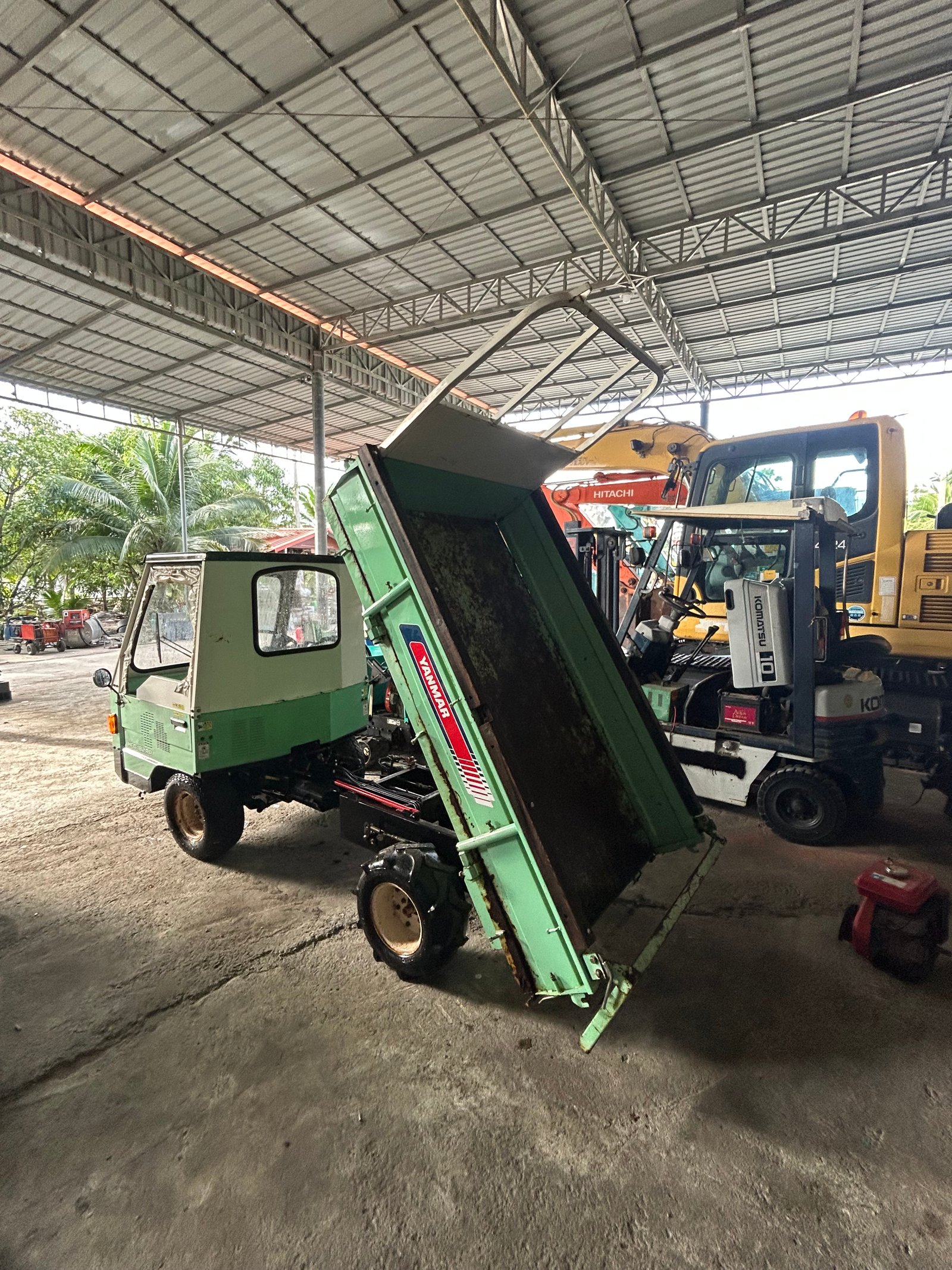 ขายรถดั๊มการเกษตร ยี่ห้อ Yanmar สนใจสอบถามได้ที่061-6532306