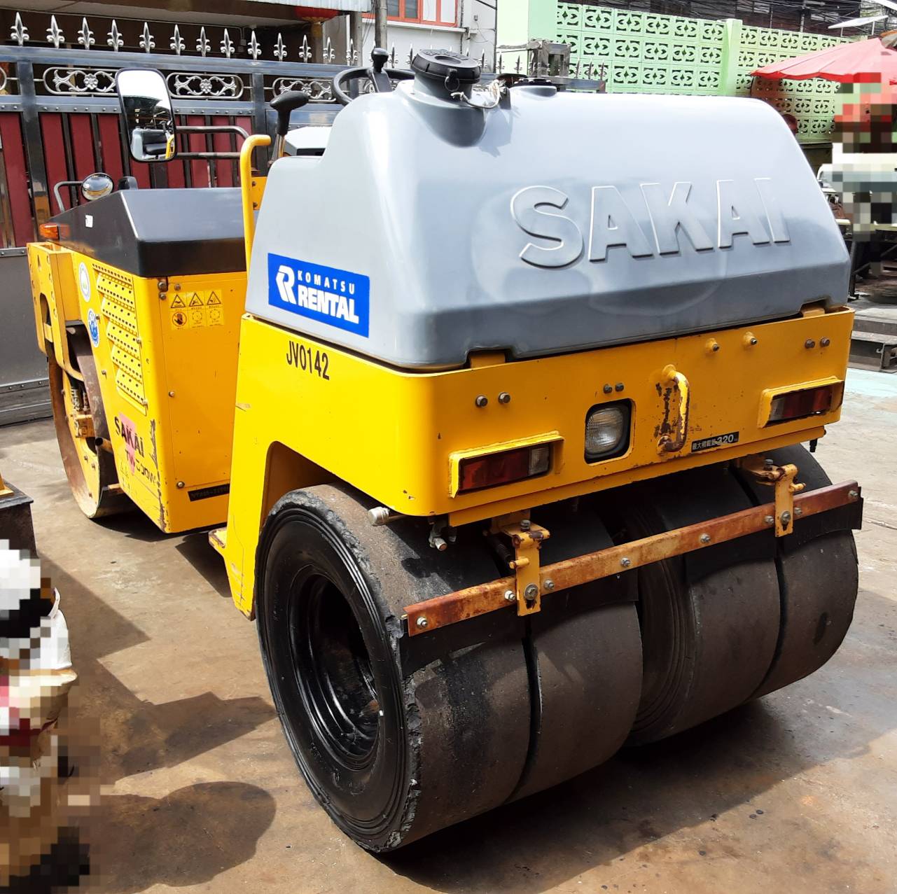ขาย รถบดหน้าเหล็ก-หลังยาง SAKAI รุ่น TW-500W