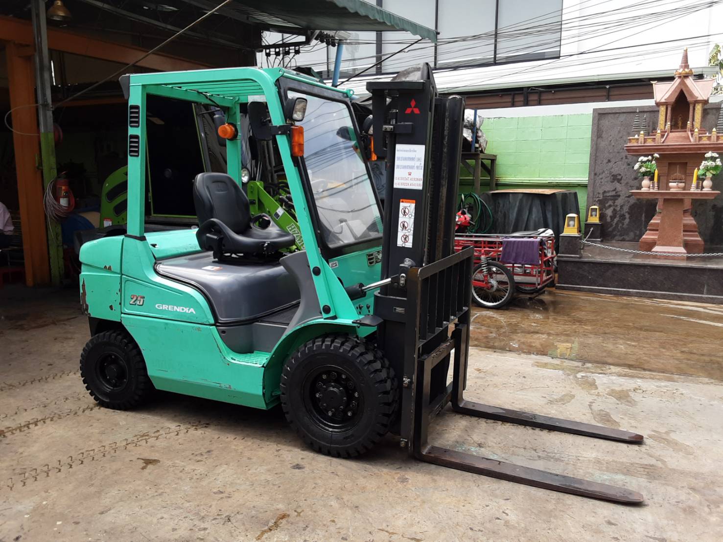 ขาย รถโฟล์คลิฟท์ MITSUBISHI รุ่น FD25NT ขาย รถโฟล์คลิฟท์ MITSUBISHI รุ่น FD25NT