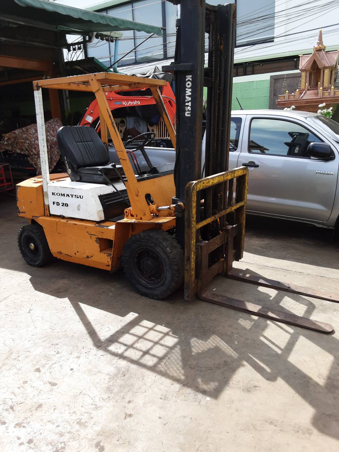 ขายรถโฟล์คลิฟท์ KOMATSU รุ่น FD20 ขายรถโฟล์คลิฟท์ KOMATSU รุ่น FD20