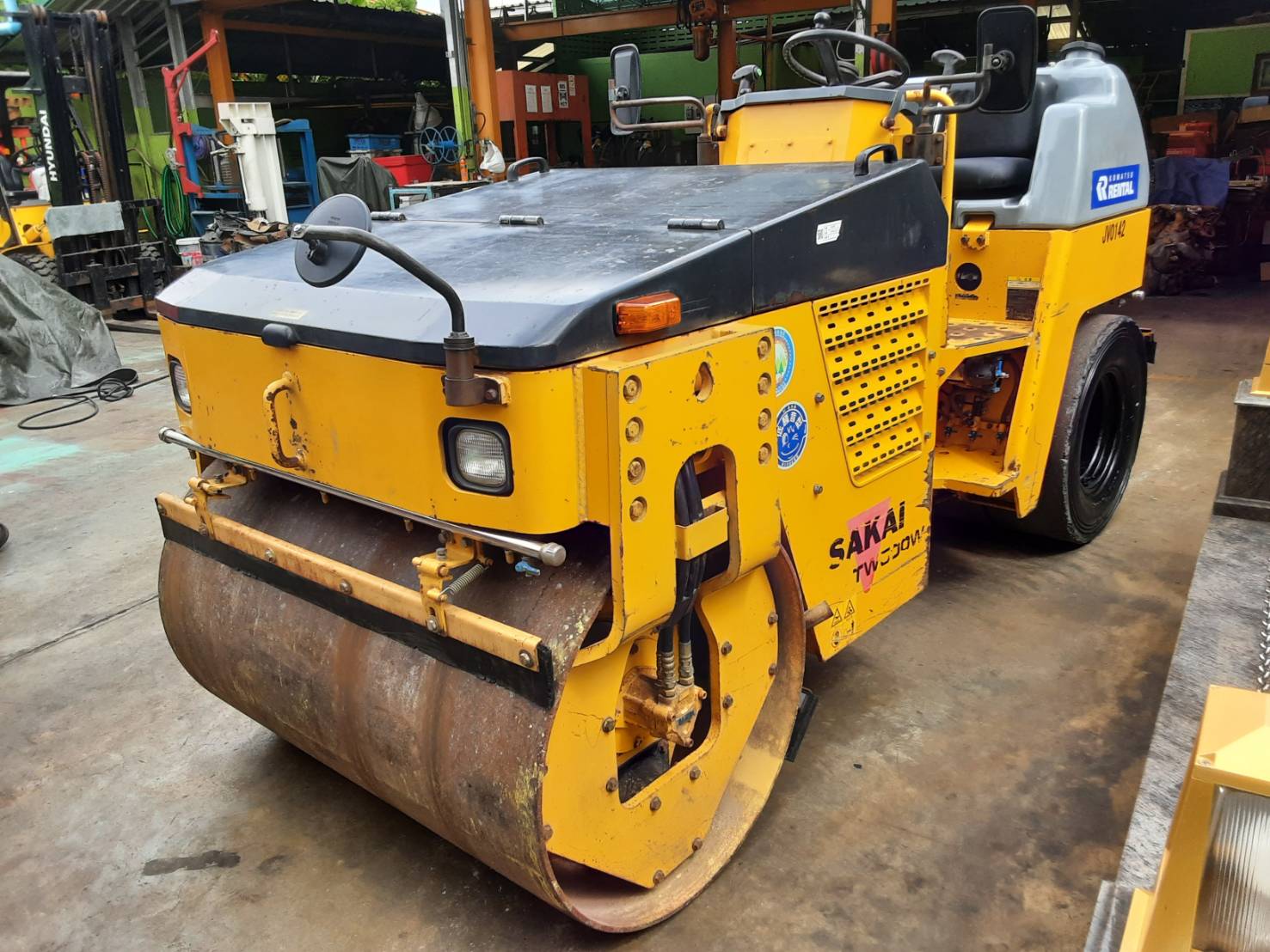 ขาย รถบดหน้าเหล็ก-หลังยาง SAKAI รุ่น TW-500W