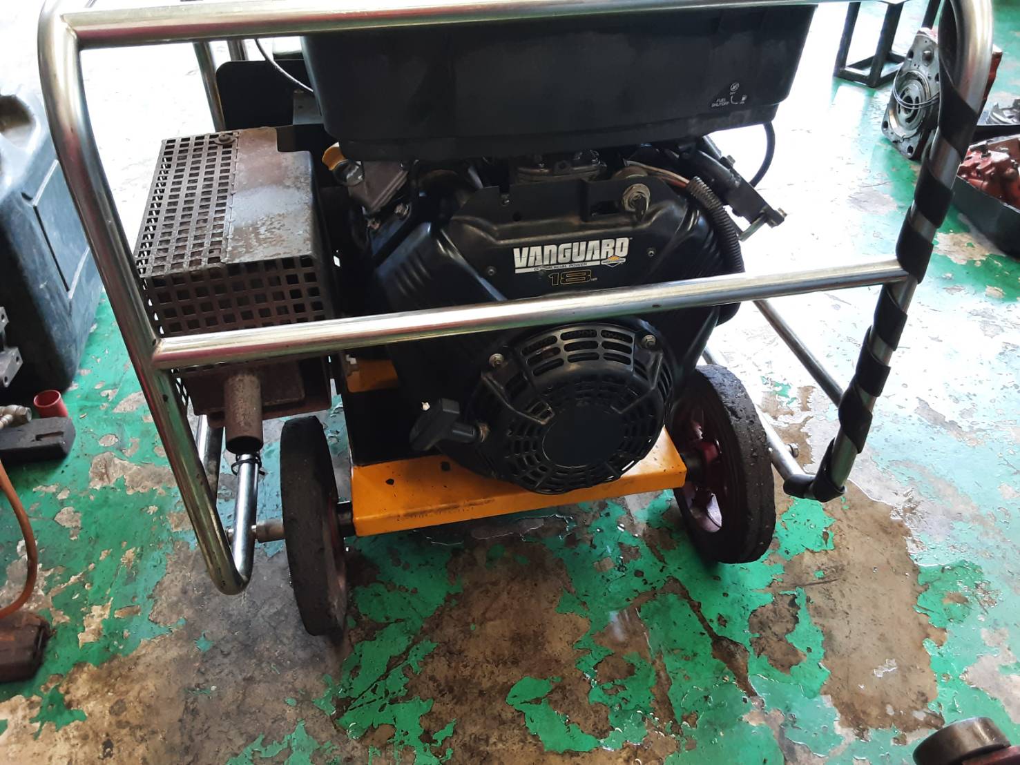 ขายเครื่องตัดคอนกรีต ระบบไฮดรอลิค ATLAS COPCO ขายเครื่องตัดคอนกรีต ระบบไฮดรอลิค ATLAS COPCO