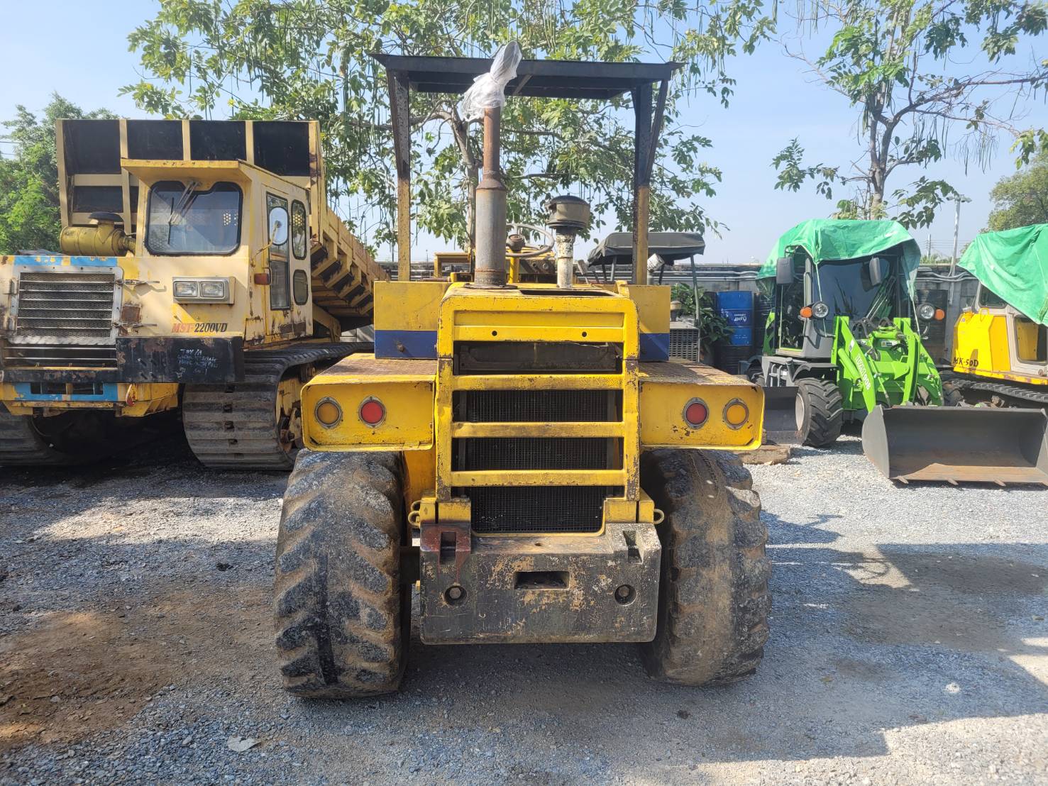 ขายเป็นอะไหล่ รถตักล้อยาง KOMATSU รุ่น 507 ขายเป็นอะไหล่ รถตักล้อยาง KOMATSU รุ่น 507
