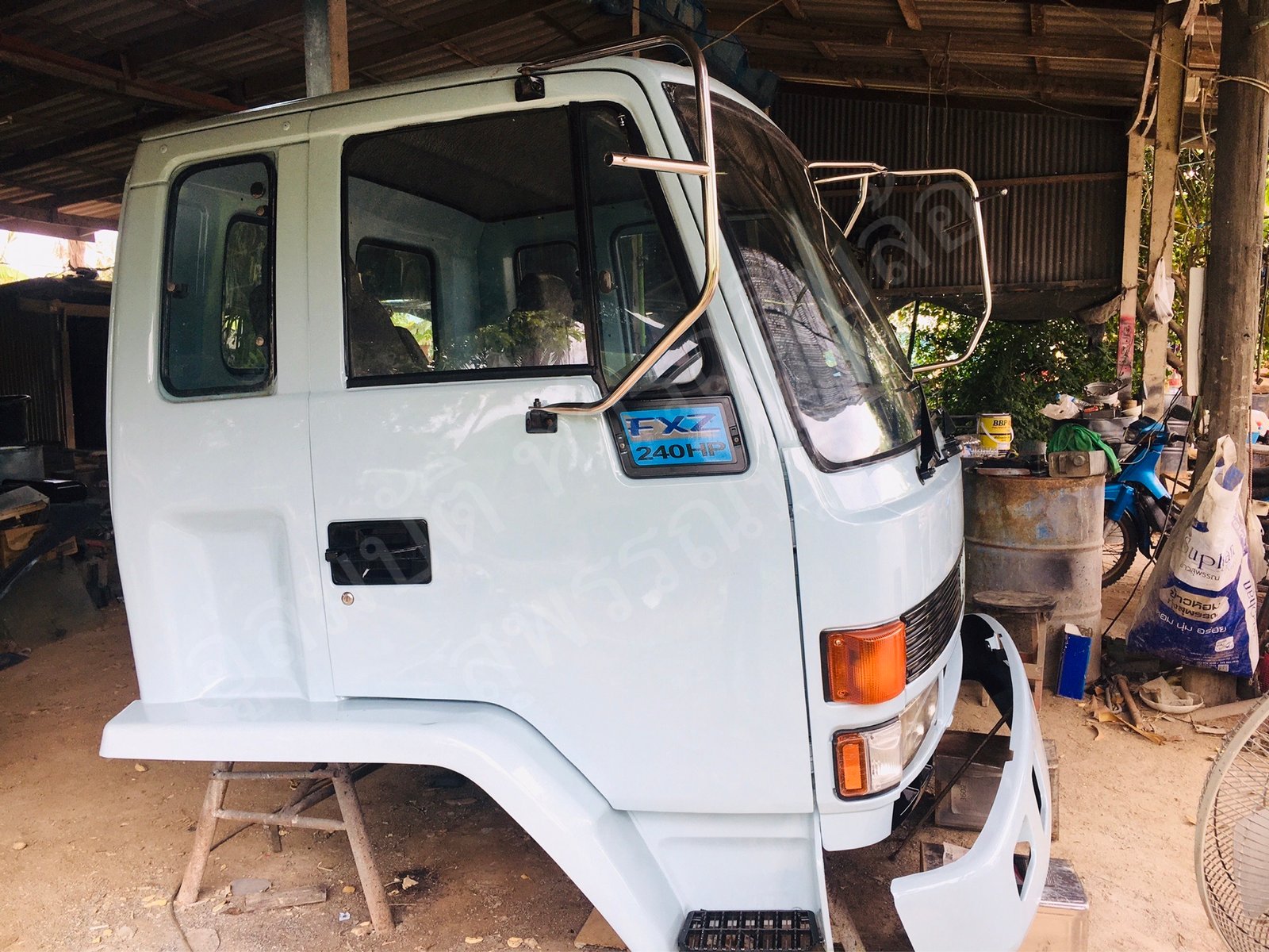 ขายหัว ISUZU สิบล้อ ตาหวาน 95000 บาท (หัวเก๋ง หัวรถ หัวสิบล้อ)