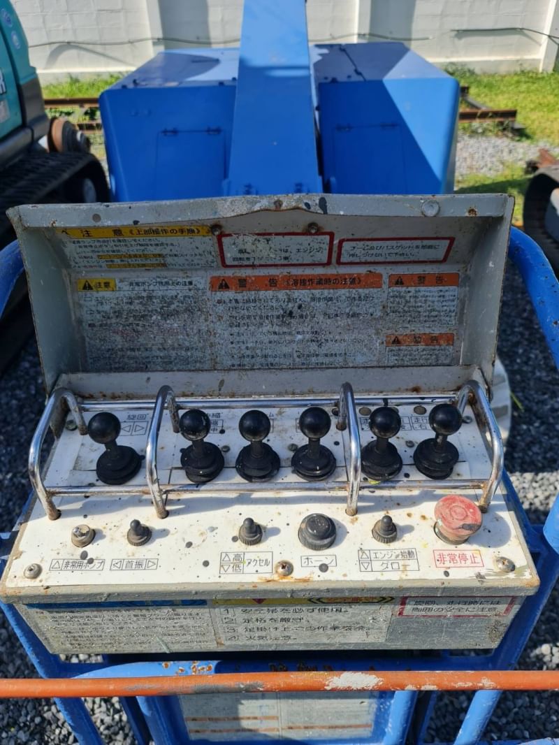 9เมตร รถกระเช้า MAEDA HF090-3 จากญี่ปุ่น รุ่นนิยม