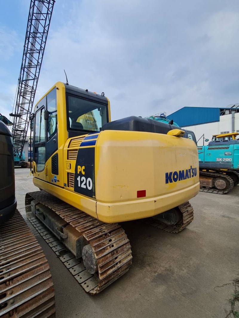 Komatsu PC120-8 จากญี่ปุ่น เพิ่งมาถึงไทย