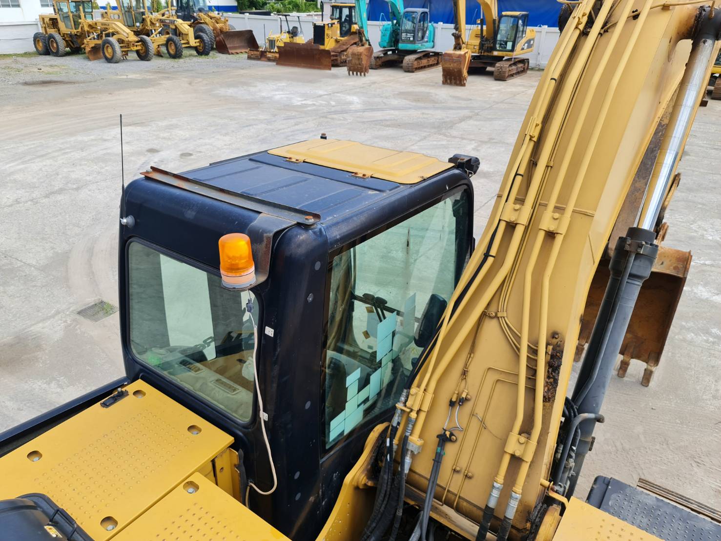 ถึงไทยแล้ว CAT 320D-E ปี2013 แทร็คใหญ่สุด 092-929-9942 ธีรเทพ (แบงค์)