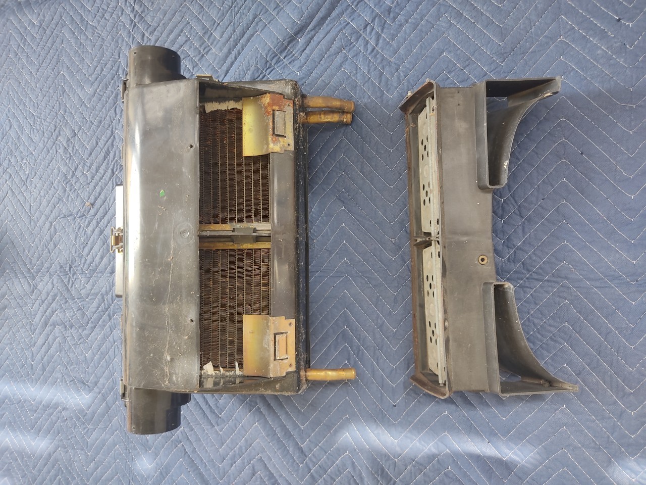ตู้ฮีทเตอร์ของแท้ Mercedes Benz w114 ตู้ฮีทเตอร์ของแท้ Mercedes Benz w114
