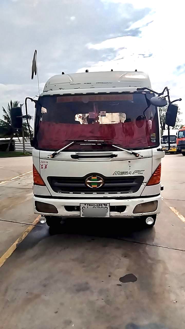 หกล้อ Hino Fc4j ปี51 ขายตามสะภาพราคาเบาๆๆ